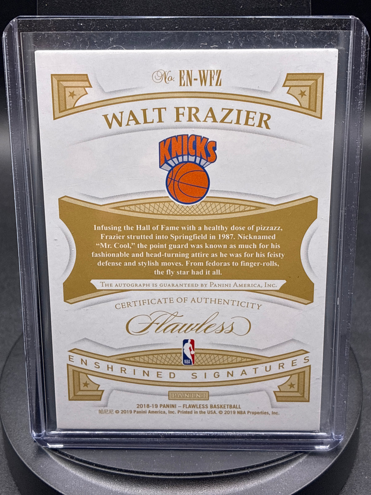 2018-19 Panini Flawless Walt Frazier Enshrined Signatures Purple #17/20