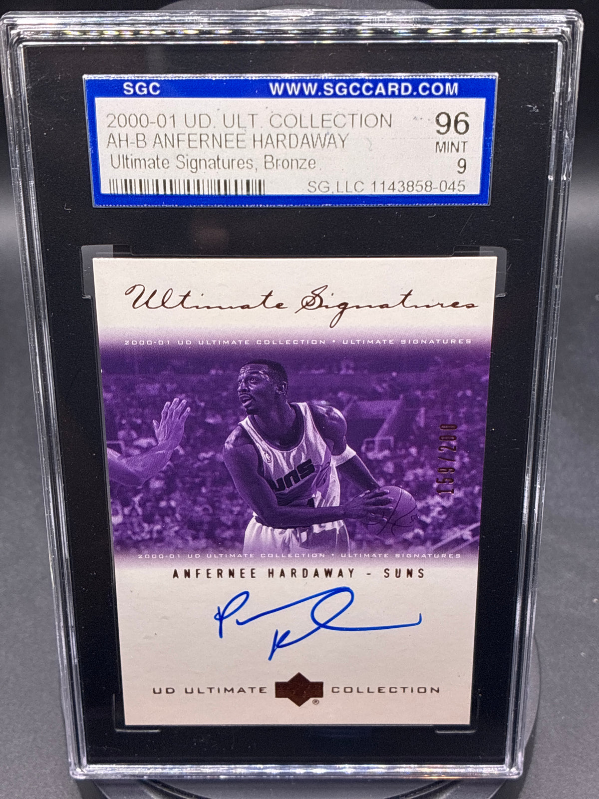 2000-01 Upper Deck Ultimate Collection Anfernee Hardaway Bronze Autograph #AH-B /200 SGC 9