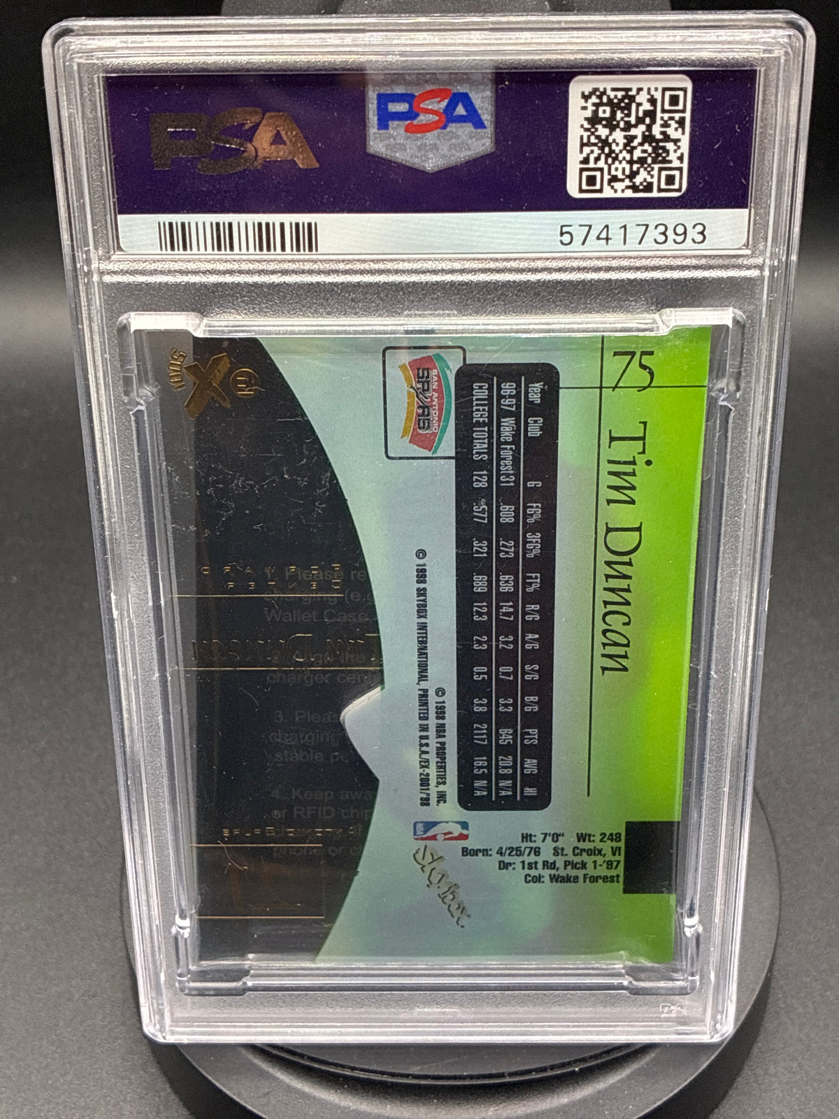 1997 SkyBox E-X2001 #75 Tim Duncan Rookie PSA 8