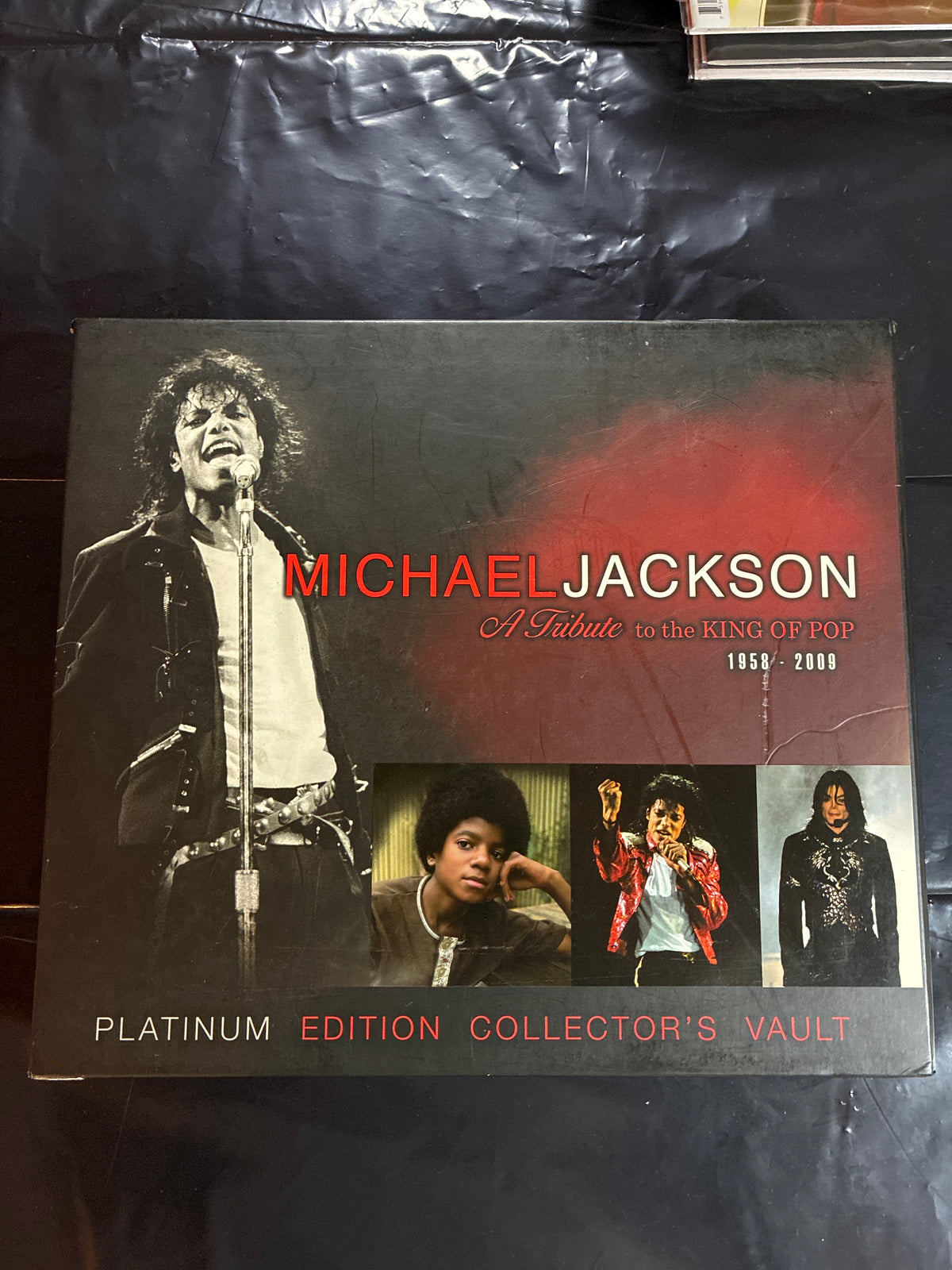 Michael Jackson: A Tribute to the King of Pop 1958-2009 Platinum Edition Collector's Vault