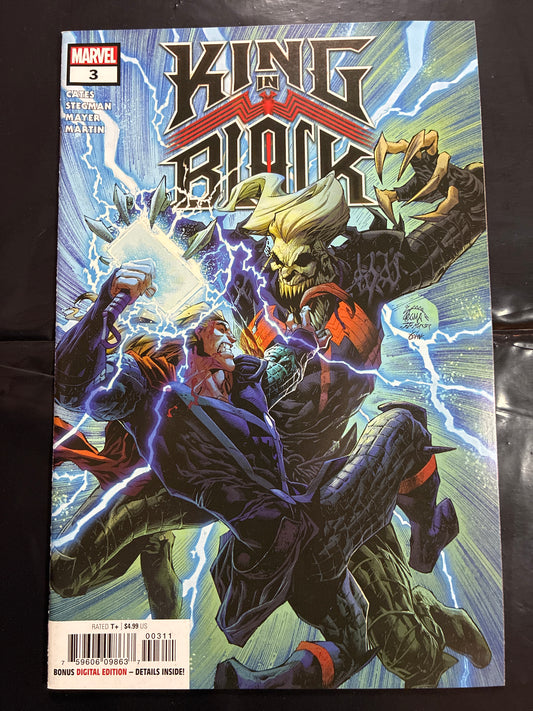 King in Black #3 (2021) Marvel Comics - Thor vs Knull Cover